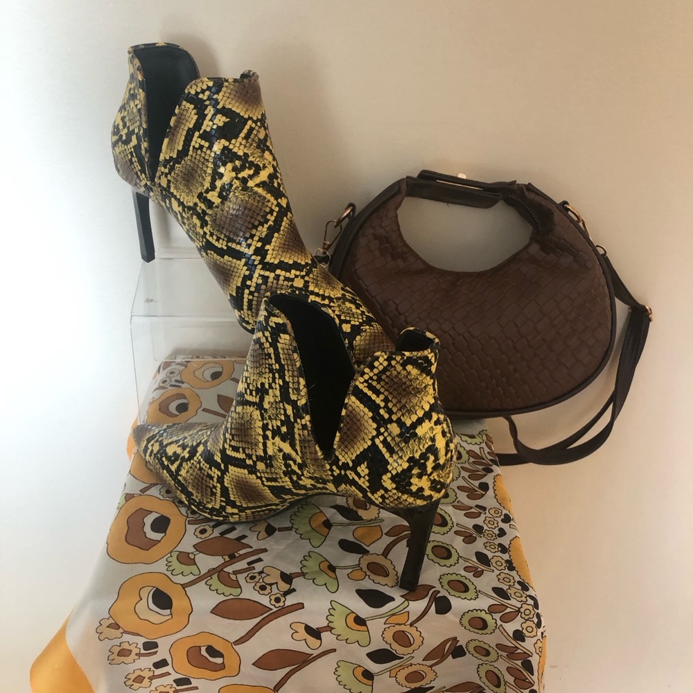 Zara Snake-Print Stiletto Ankle Boots NWOT